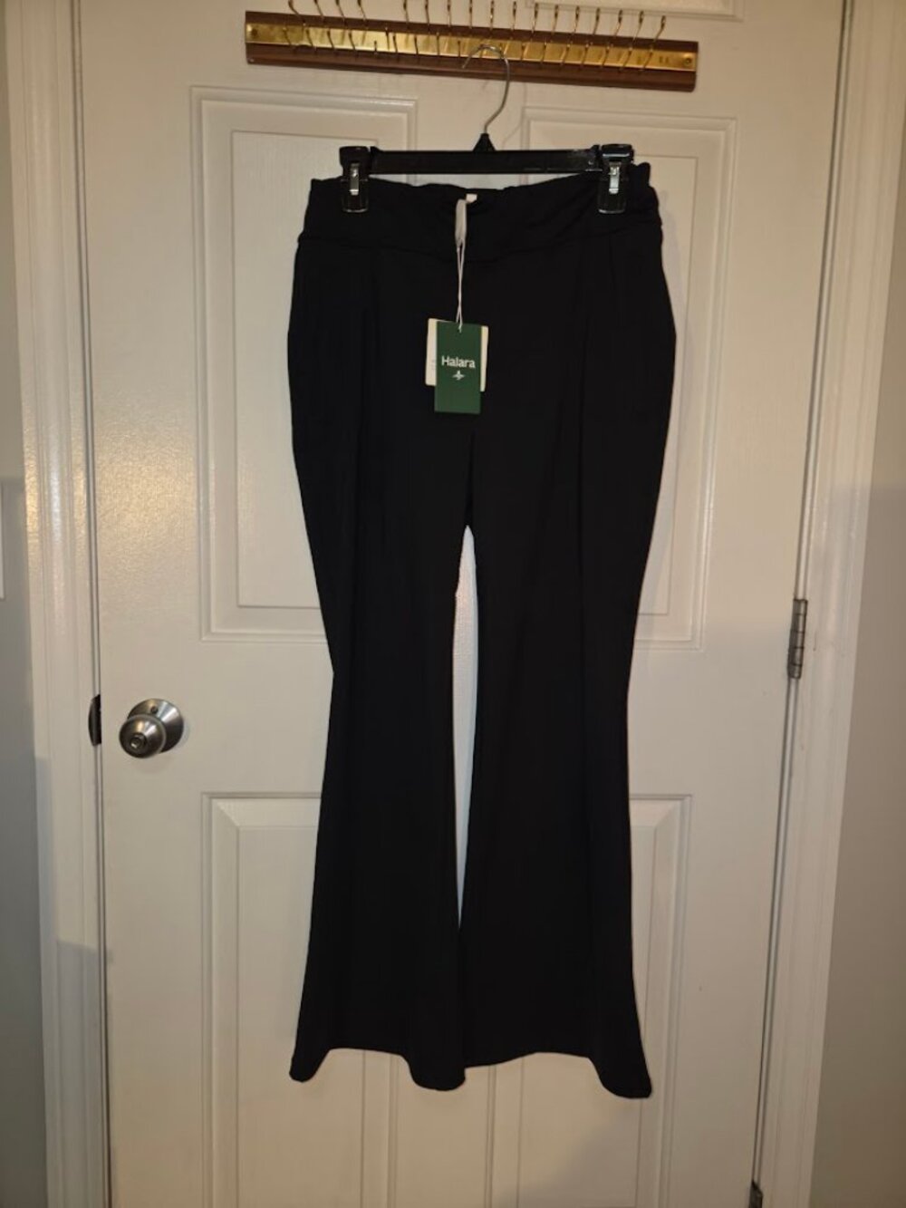 NEW! Halara Flex High Waisted Back Side Pocket Slight Flare Work Pants Medium